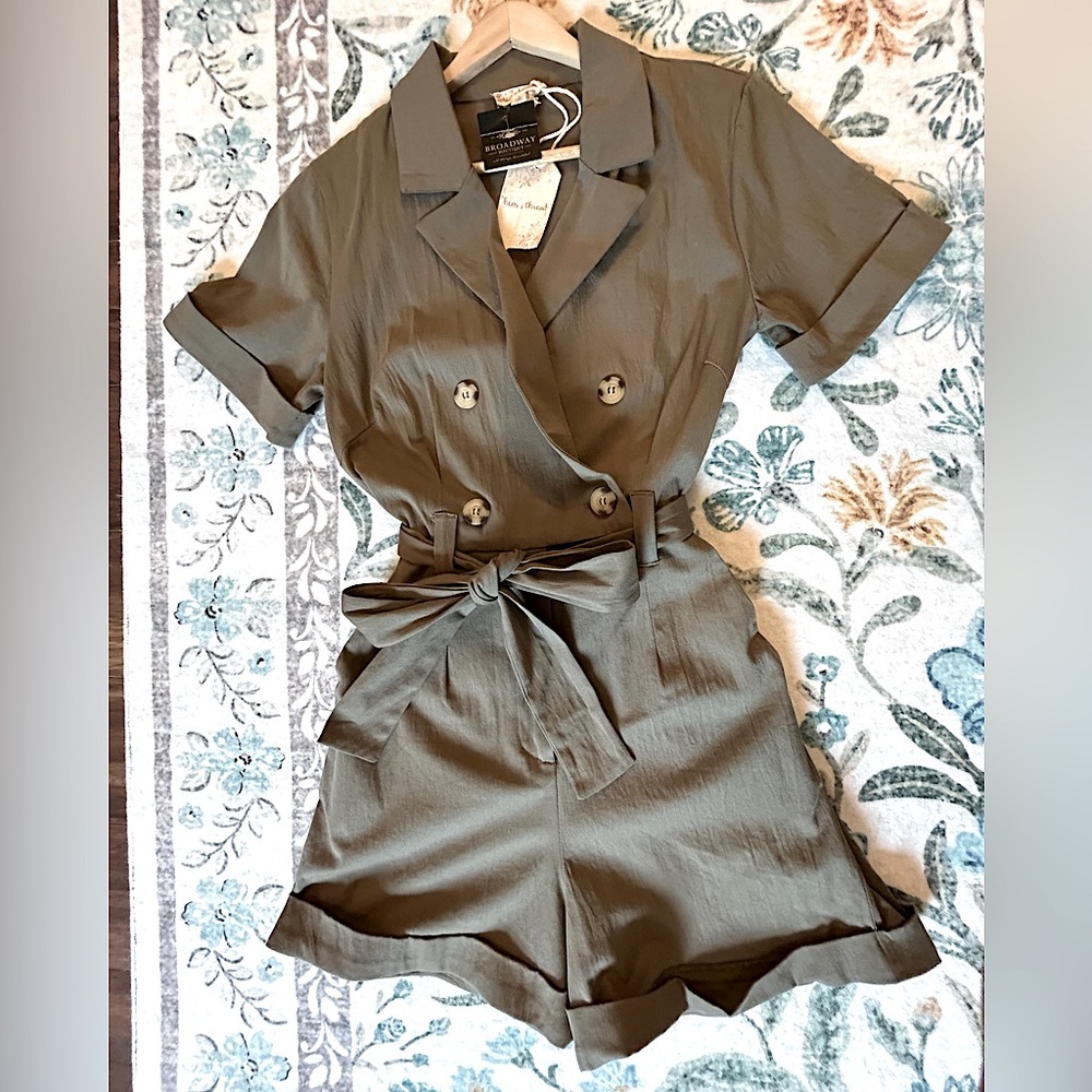 Hem & Thread Olive Green Short Sleeve Romper - Picture 5 of 16